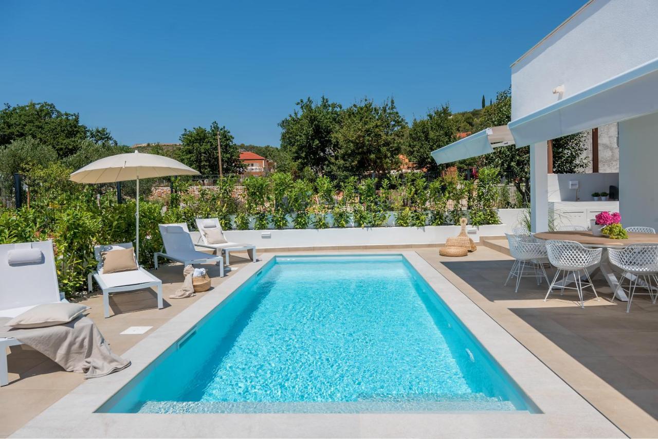 Marula Holiday Home - With Heated Pool Marina  Exterior foto