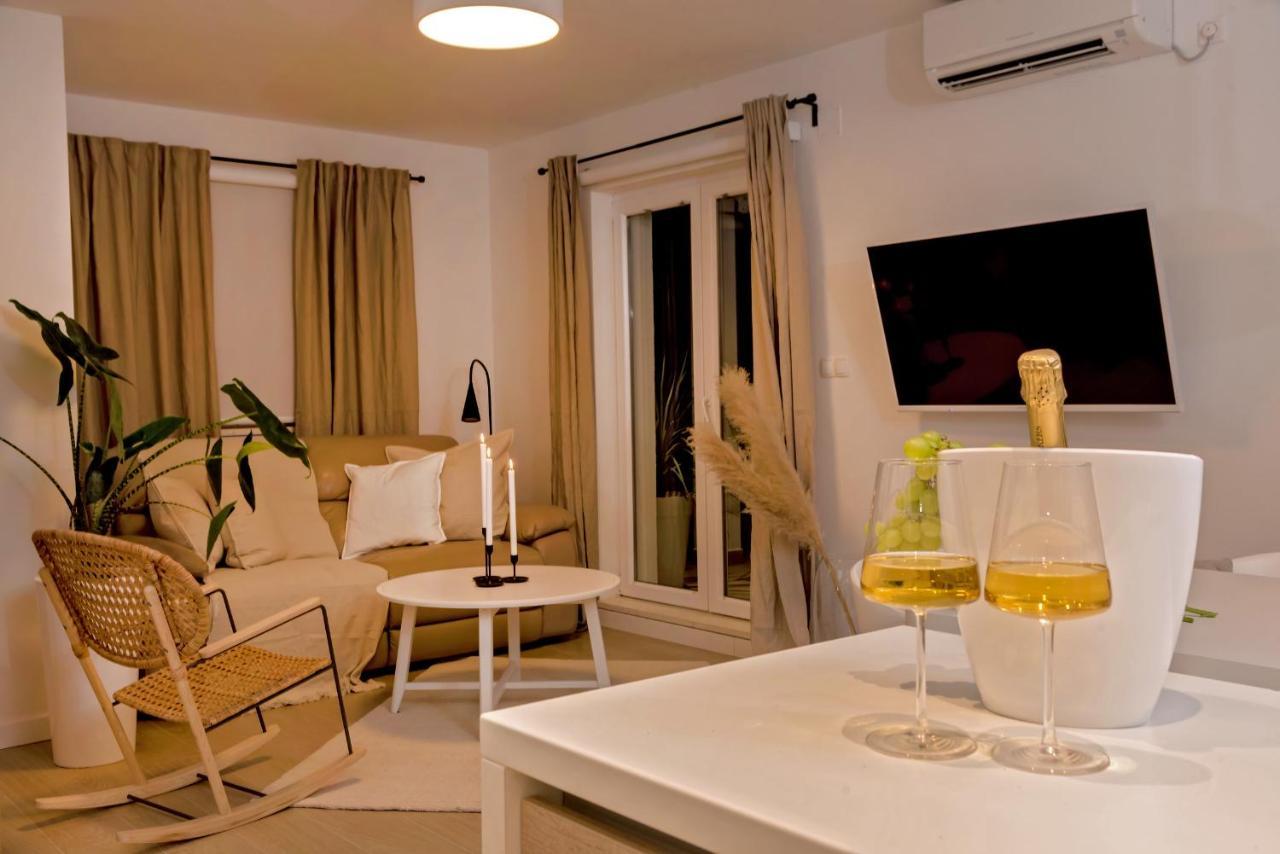 Marula Holiday Home - With Heated Pool Marina  Exterior foto