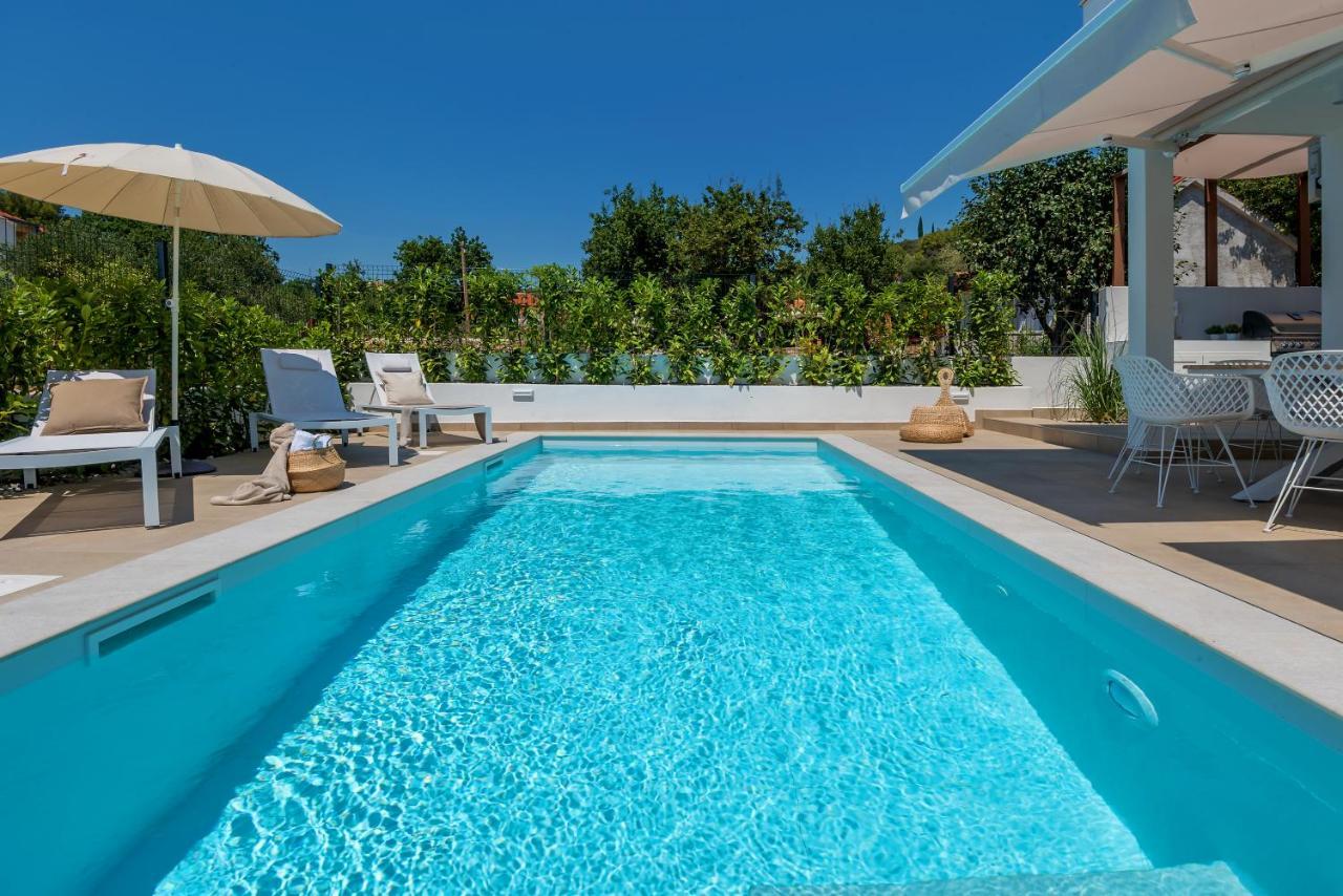 Marula Holiday Home - With Heated Pool Marina  Exterior foto