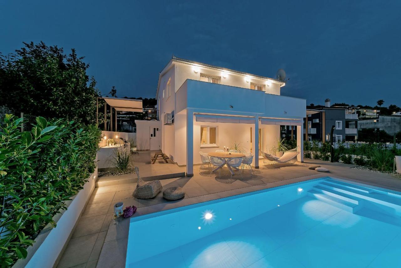 Marula Holiday Home - With Heated Pool Marina  Exterior foto